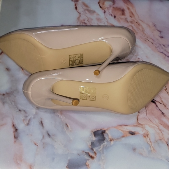 Elisabet Tang Women's  Pointed Toe High Heels Party Stilettos Nude New in Box - Picture 5 of 16